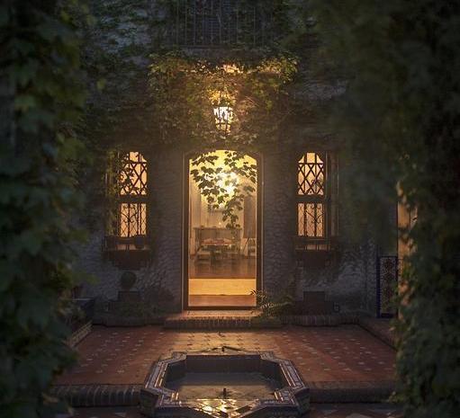 EXCEPCIONAL CASONA - AV. RICARDO ROJAS