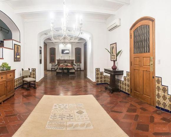 EXCEPCIONAL CASONA - AV. RICARDO ROJAS