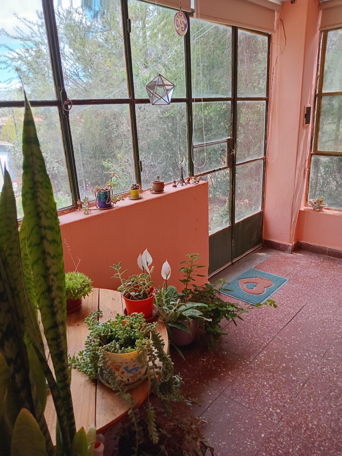 VENTA CASA 2 DORMITORIOS CALLE FRENCH- CAPILLA DEL MONTE