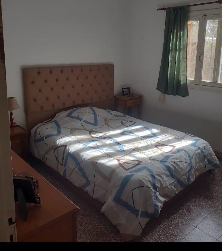 VENTA CASA 2 DORMITORIOS CALLE FRENCH- CAPILLA DEL MONTE