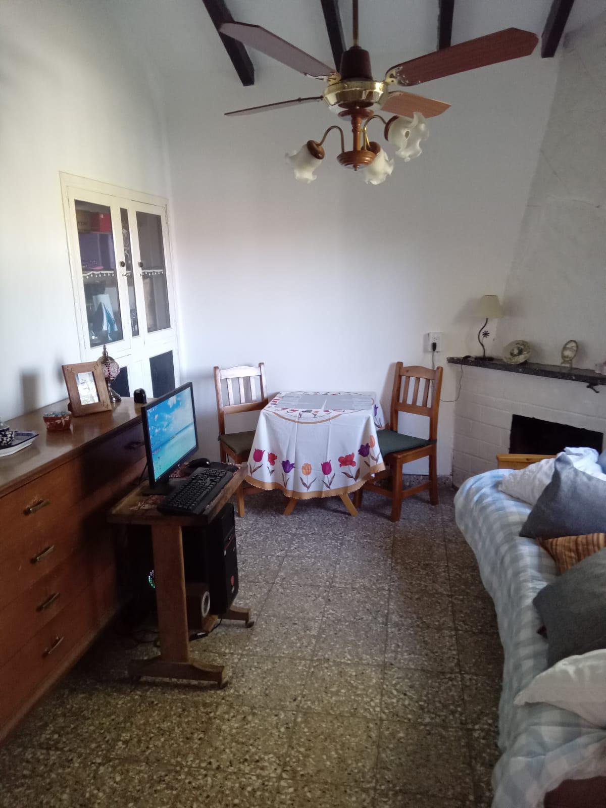 VENTA CASA 2 DORMITORIOS CALLE FRENCH- CAPILLA DEL MONTE