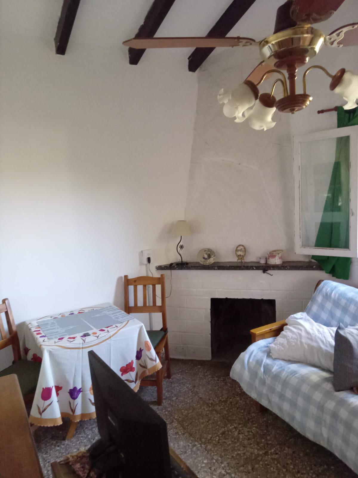 VENTA CASA 2 DORMITORIOS CALLE FRENCH- CAPILLA DEL MONTE