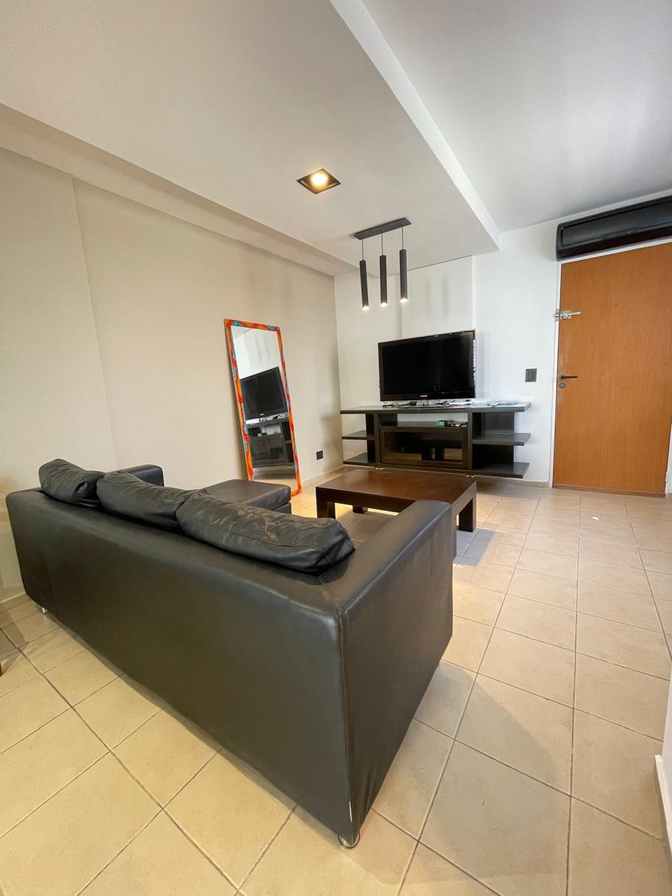 Venta dpto 3 dorm semipiso  Cofico