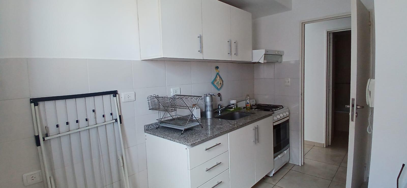 ALQUILER DEPARTAMENTO 2 DORMITORIOS. 1 BAÑO. BALCÓN. BARRIO ALBERDI. CÓRDOBA.