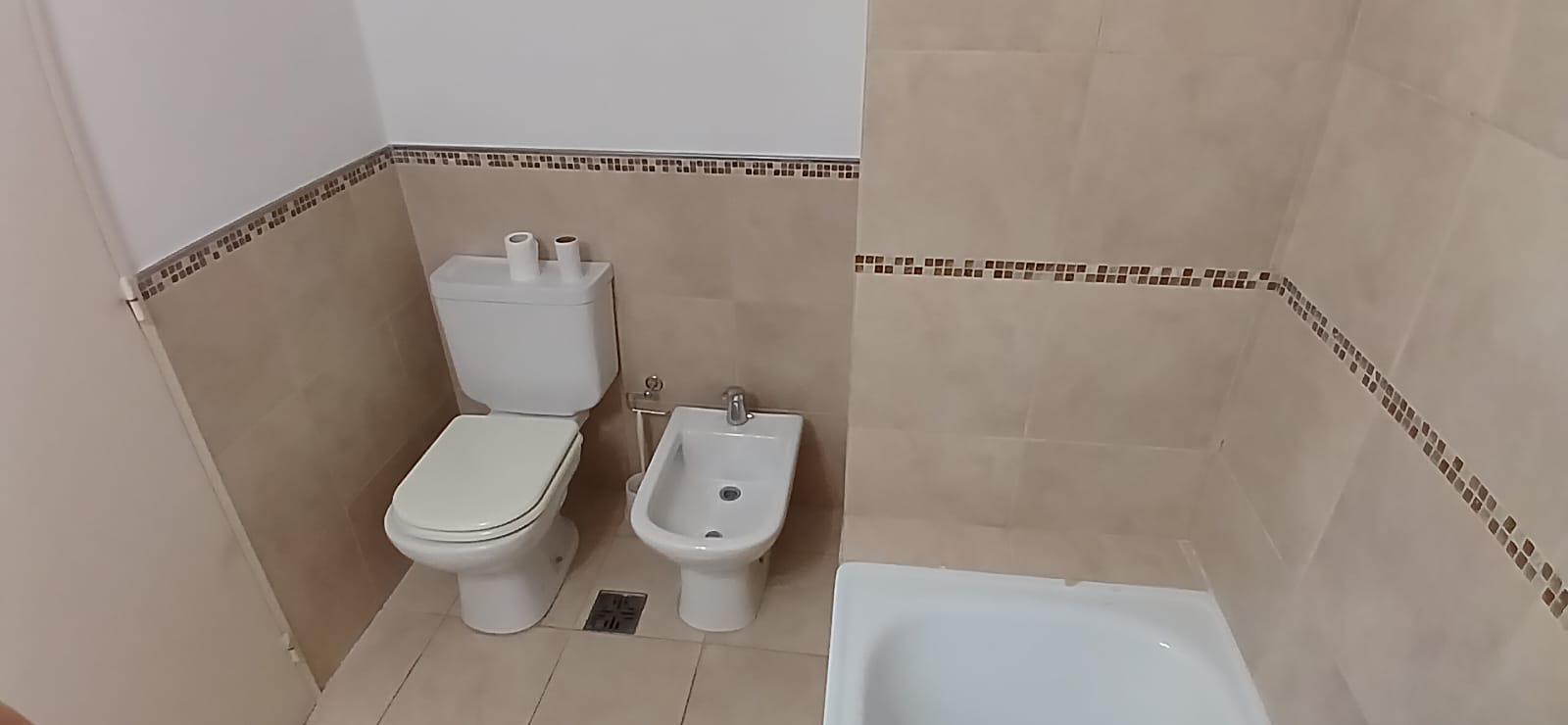 ALQUILER DEPARTAMENTO 2 DORMITORIOS. 1 BAÑO. BALCÓN. BARRIO ALBERDI. CÓRDOBA.