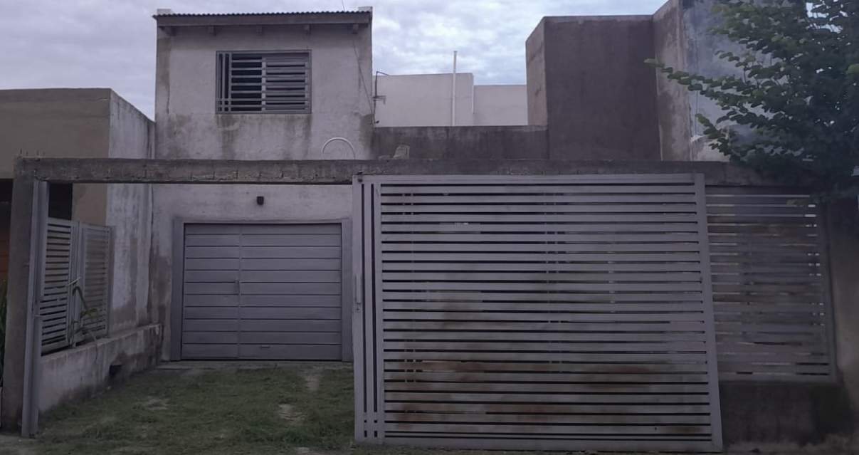 PROPIEDAD EN CARRARA DE HORIZONTE