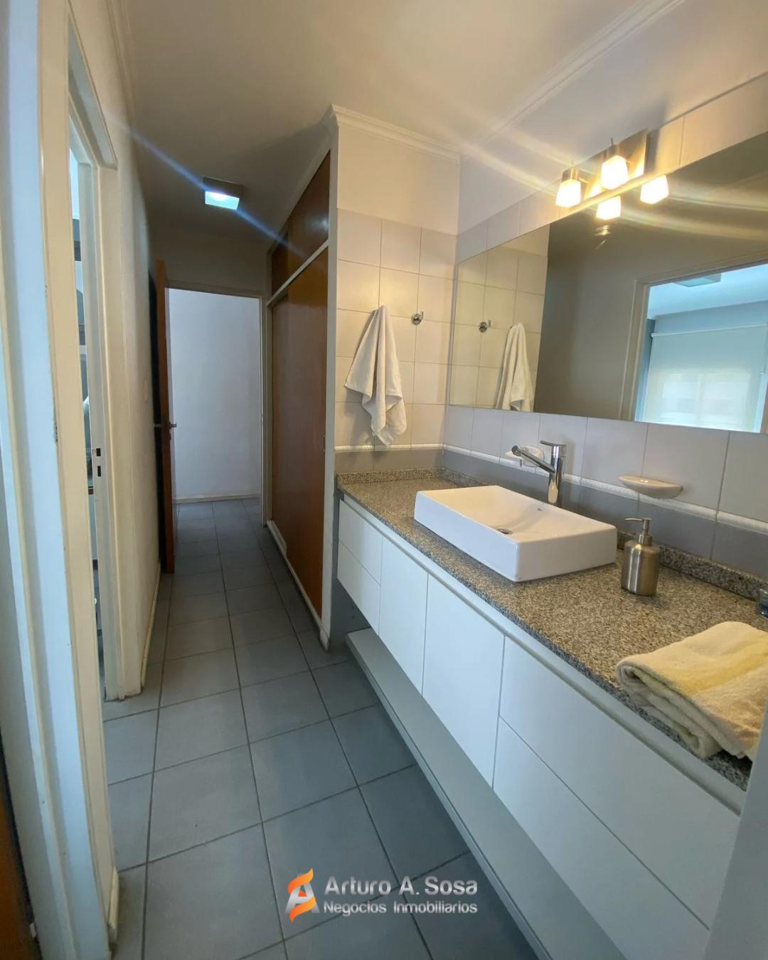 DEPARTAMENTO AMOBLADDO  EN  VENTA  2 DORMITORIS