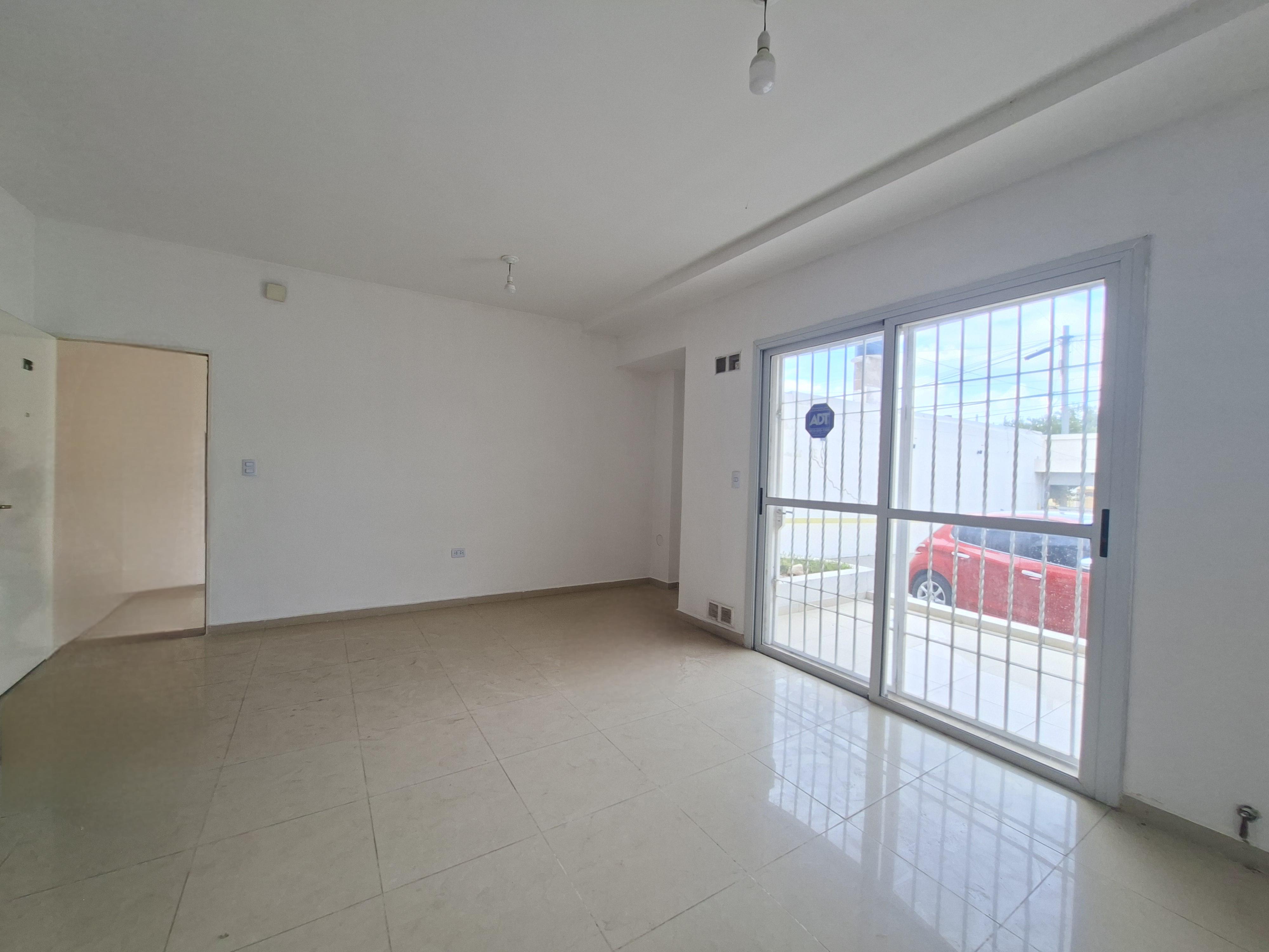 ALQUILER DPTO 2 DORM COCH PATIO