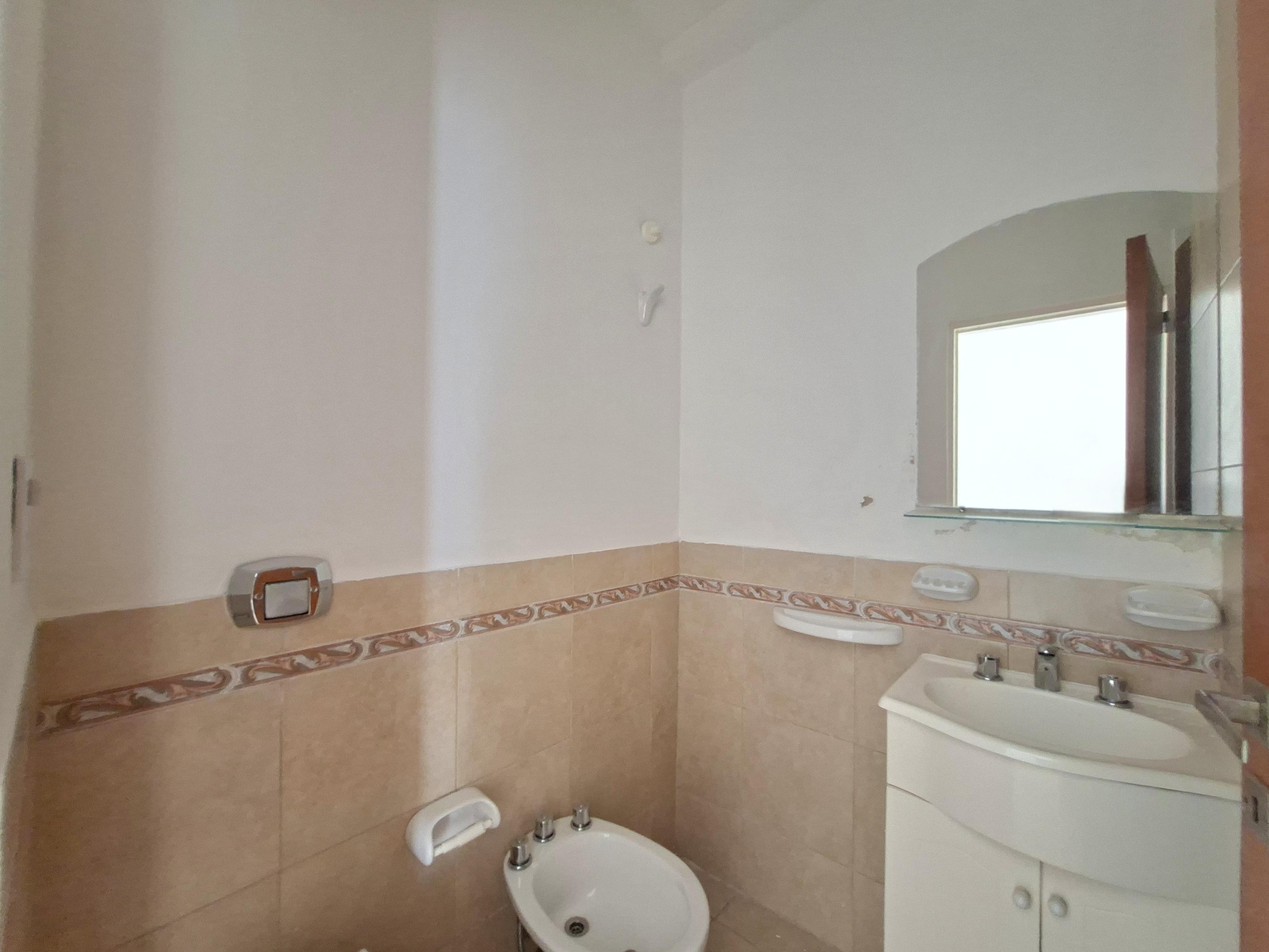 ALQUILER DPTO 2 DORM COCH PATIO