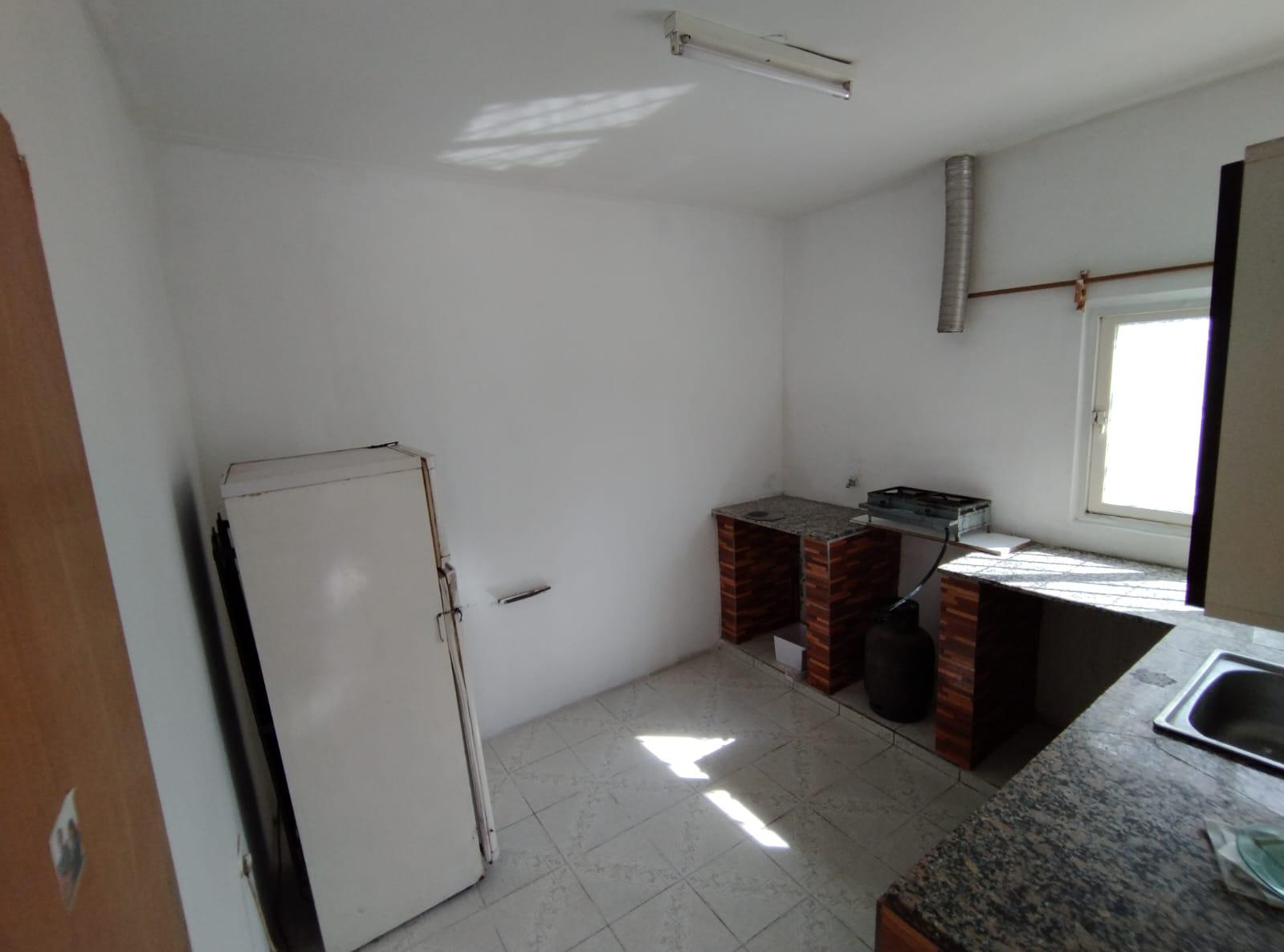 SE ALQUILA CASA EN B SARMIENTO