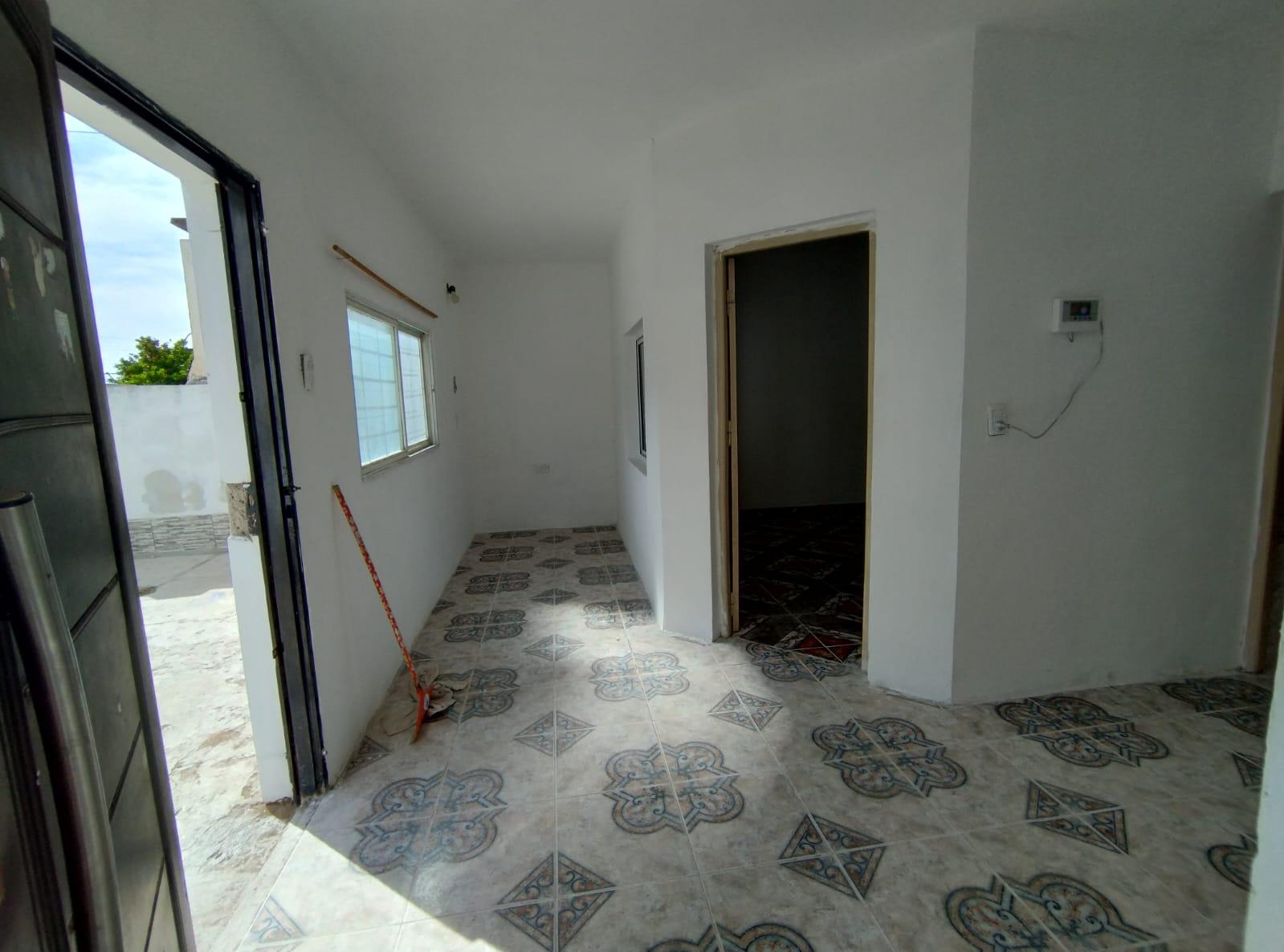 SE ALQUILA CASA EN B SARMIENTO