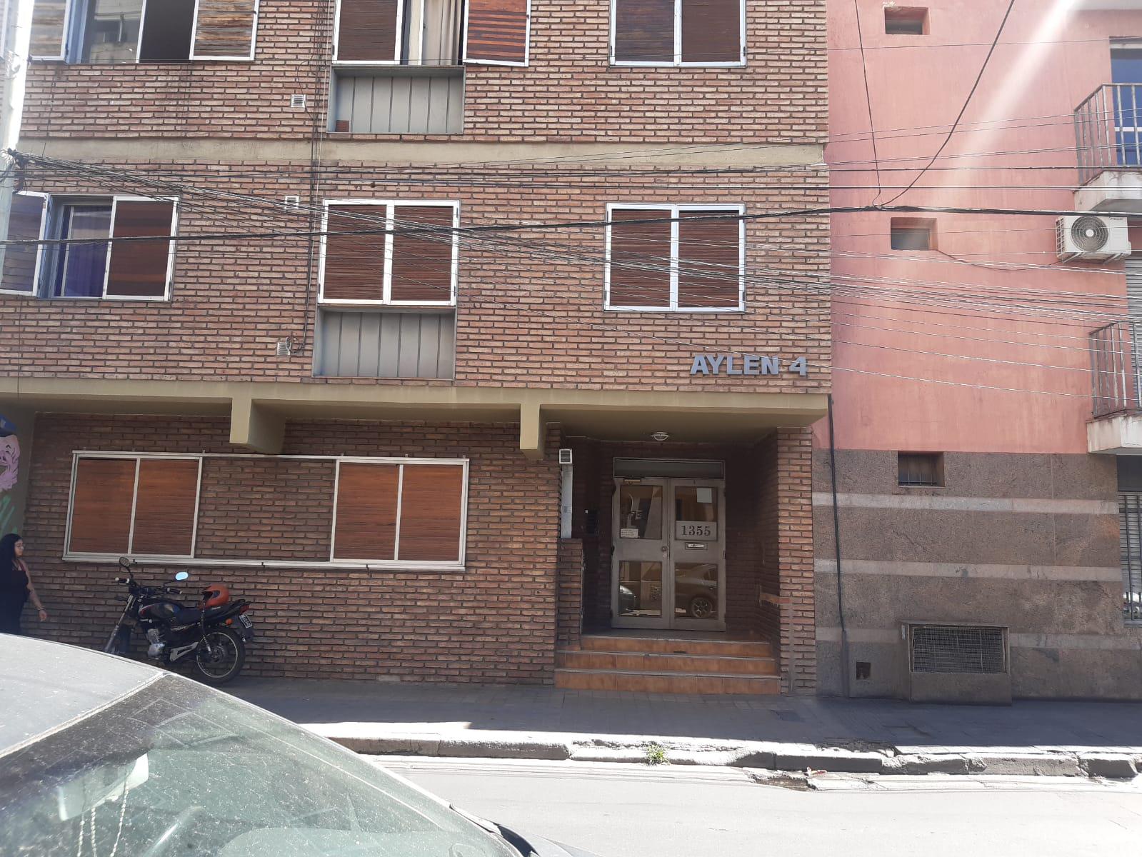 ALQUILO B Alberdi departamento