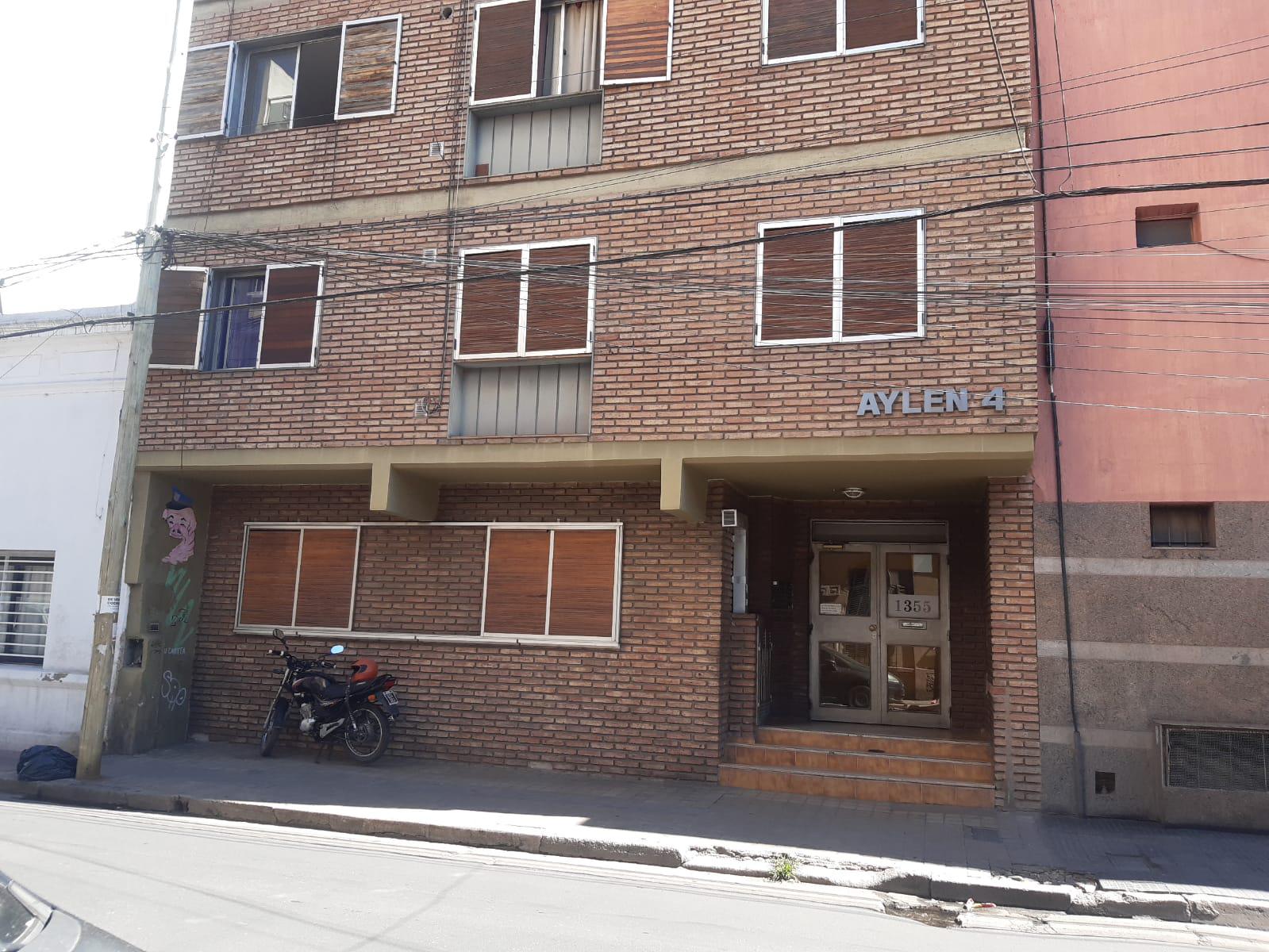 ALQUILO B Alberdi departamento