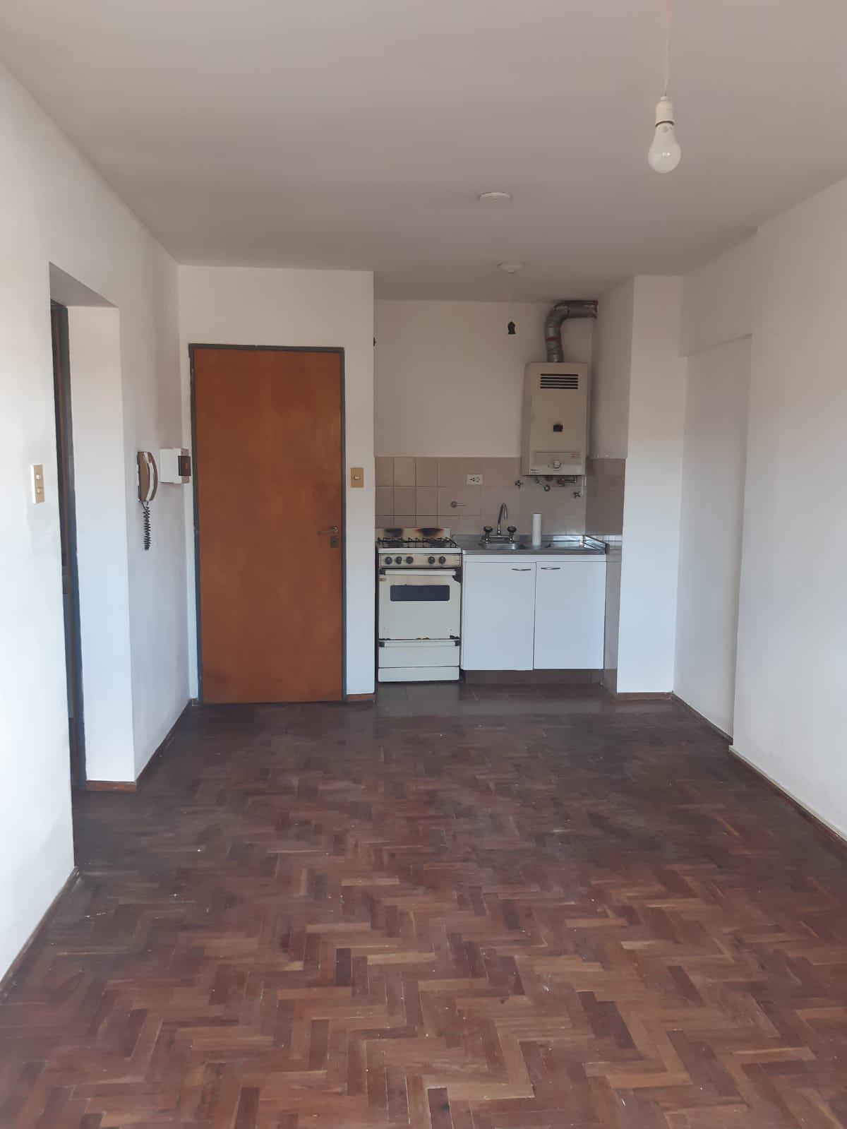 ALQUILO B Alberdi departamento