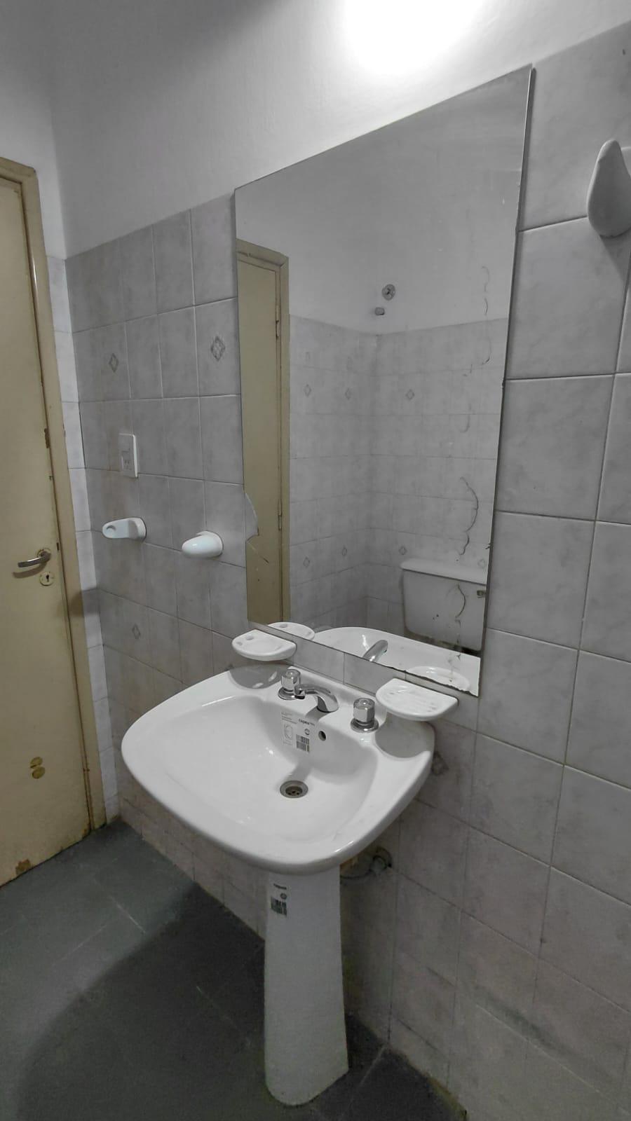 ALQUILA DEPARTAMENTO 2 DORM.-1 ESCRITORIO-  BARRIO COLÓN