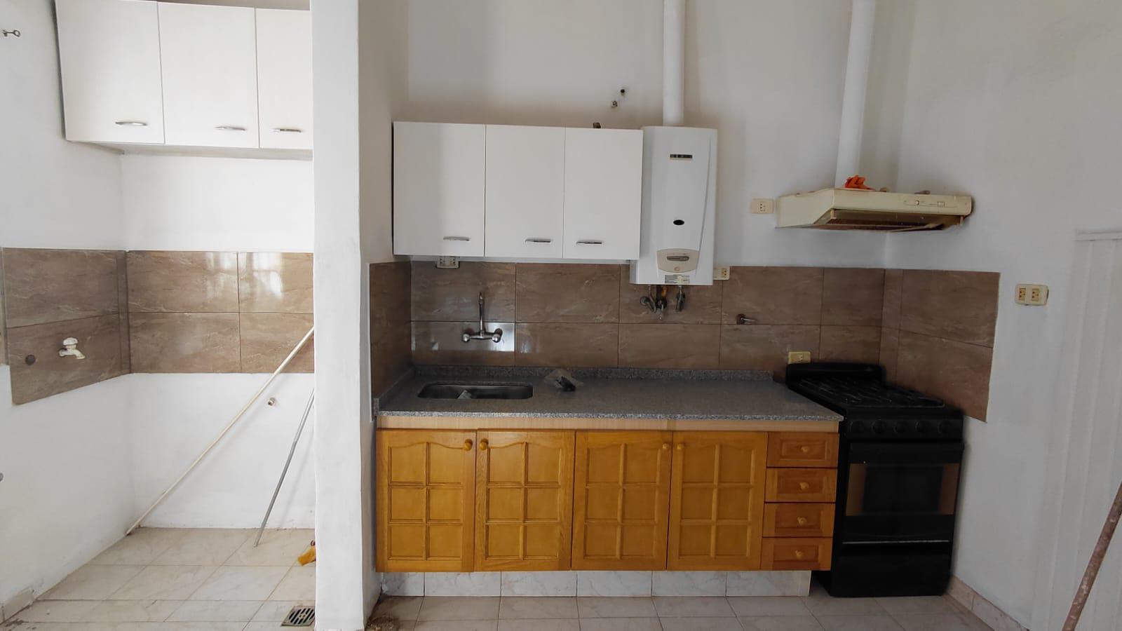 ALQUILA DEPARTAMENTO 2 DORM.-1 ESCRITORIO-  BARRIO COLÓN