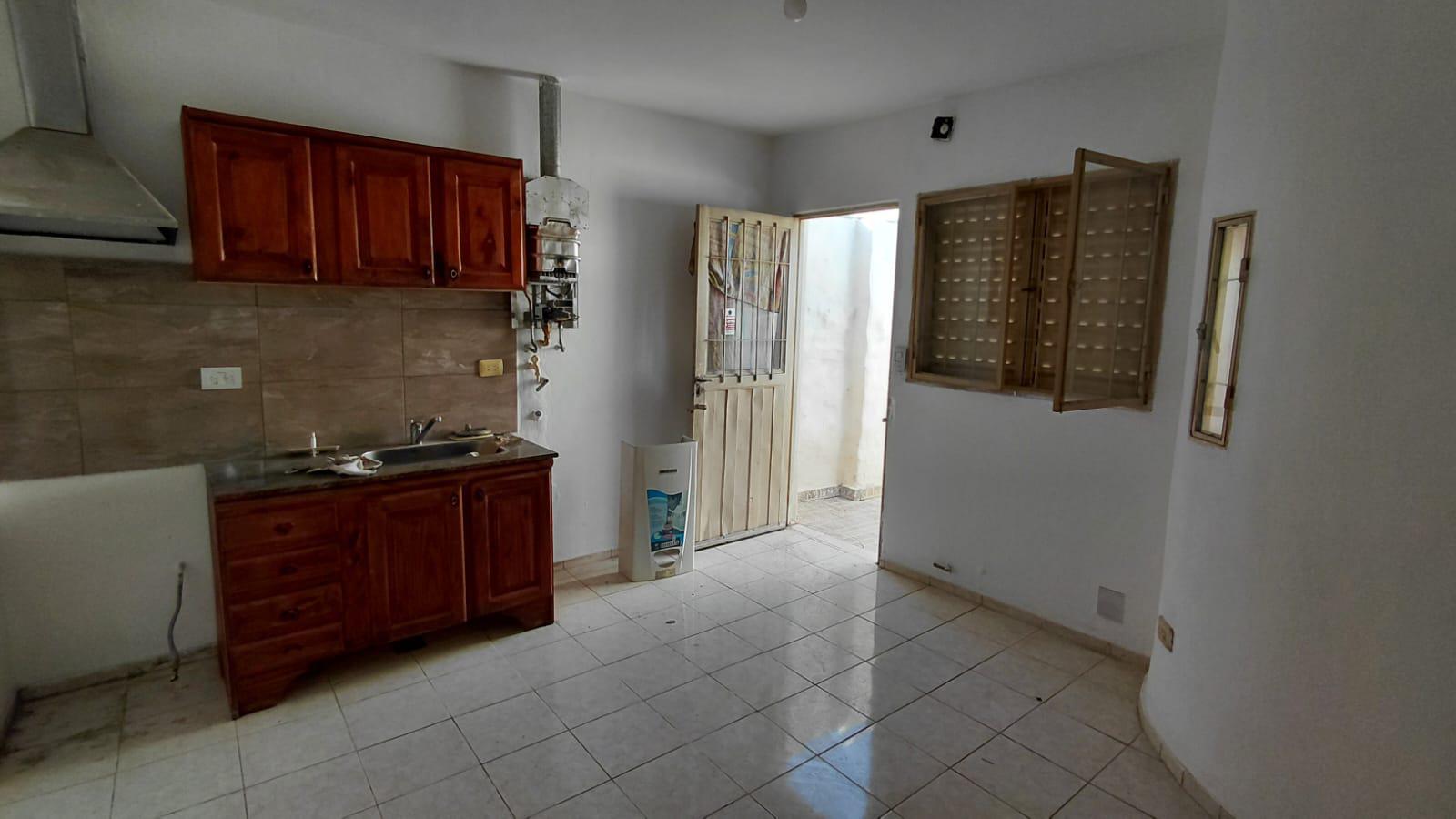 ALQUILA DEPARTAMENTO 1 DORMITORIO - INTERNO  - BARRIO COLÓN