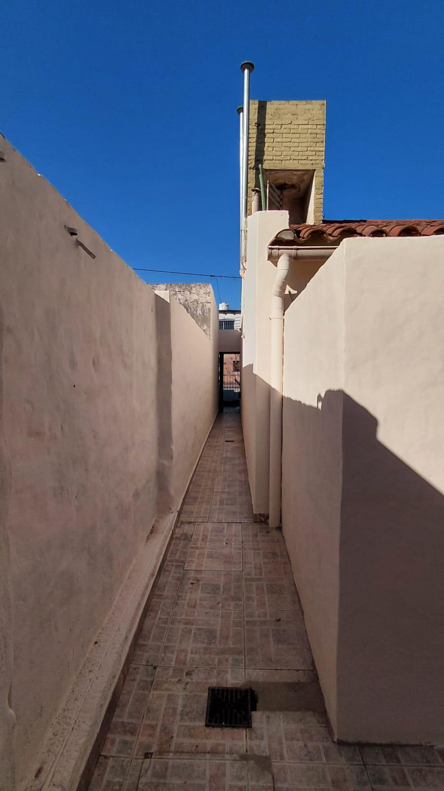 ALQUILA DEPARTAMENTO 1 DORMITORIO - INTERNO  - BARRIO COLÓN