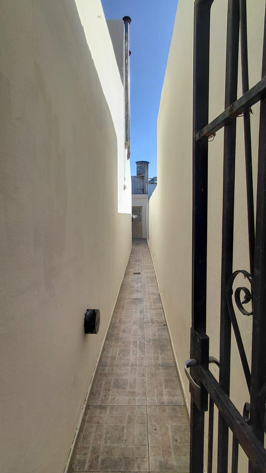 ALQUILA DEPARTAMENTO 1 DORMITORIO - INTERNO  - BARRIO COLÓN