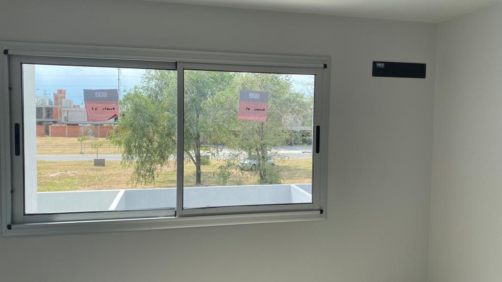 ALQUILER DUPLEX La Luisita 3 Dormitorios 3 Baños Patio