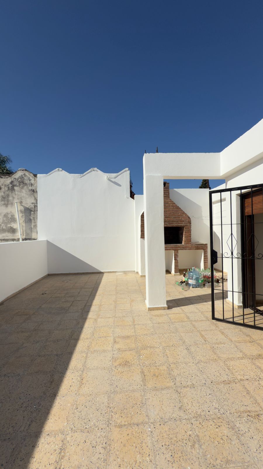 Alquiler  Departamento en Planta Alta sin Expensas barrio Talleres