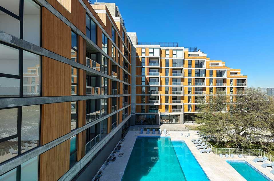 ALQUILER Depto 2 Dormitorios Cochera Seguridad Opera Plaza