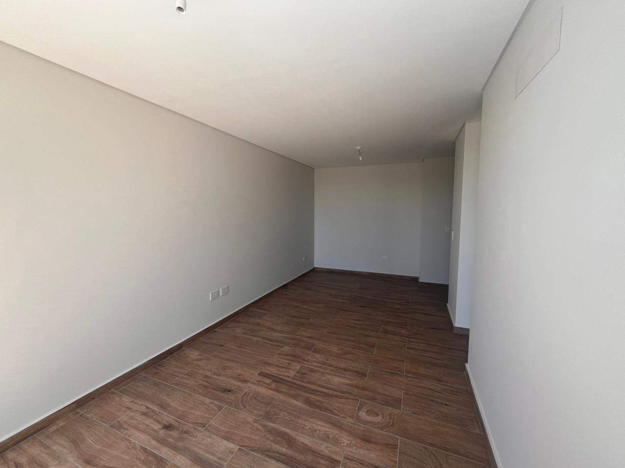 ALQUILER Depto 2 Dormitorios Cochera Seguridad Opera Plaza