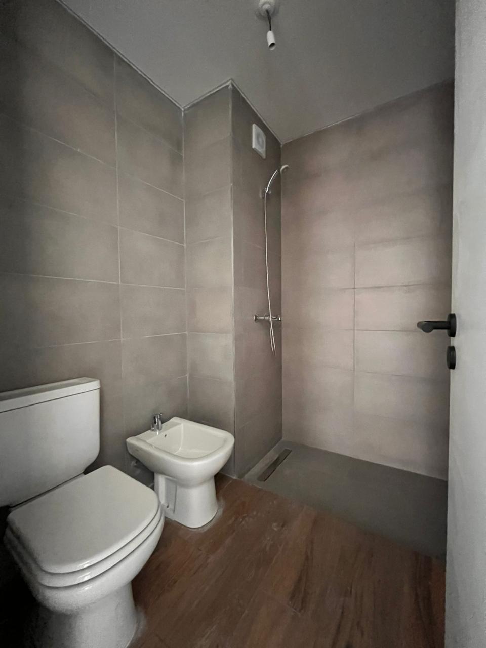 ALQUILER Depto 2 Dormitorios Cochera Seguridad Opera Plaza