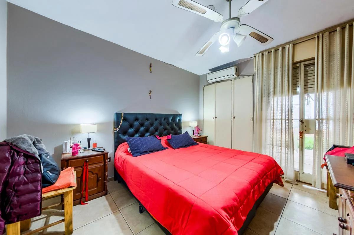 Se vende propiedad en Barrio las Palmas apta credito