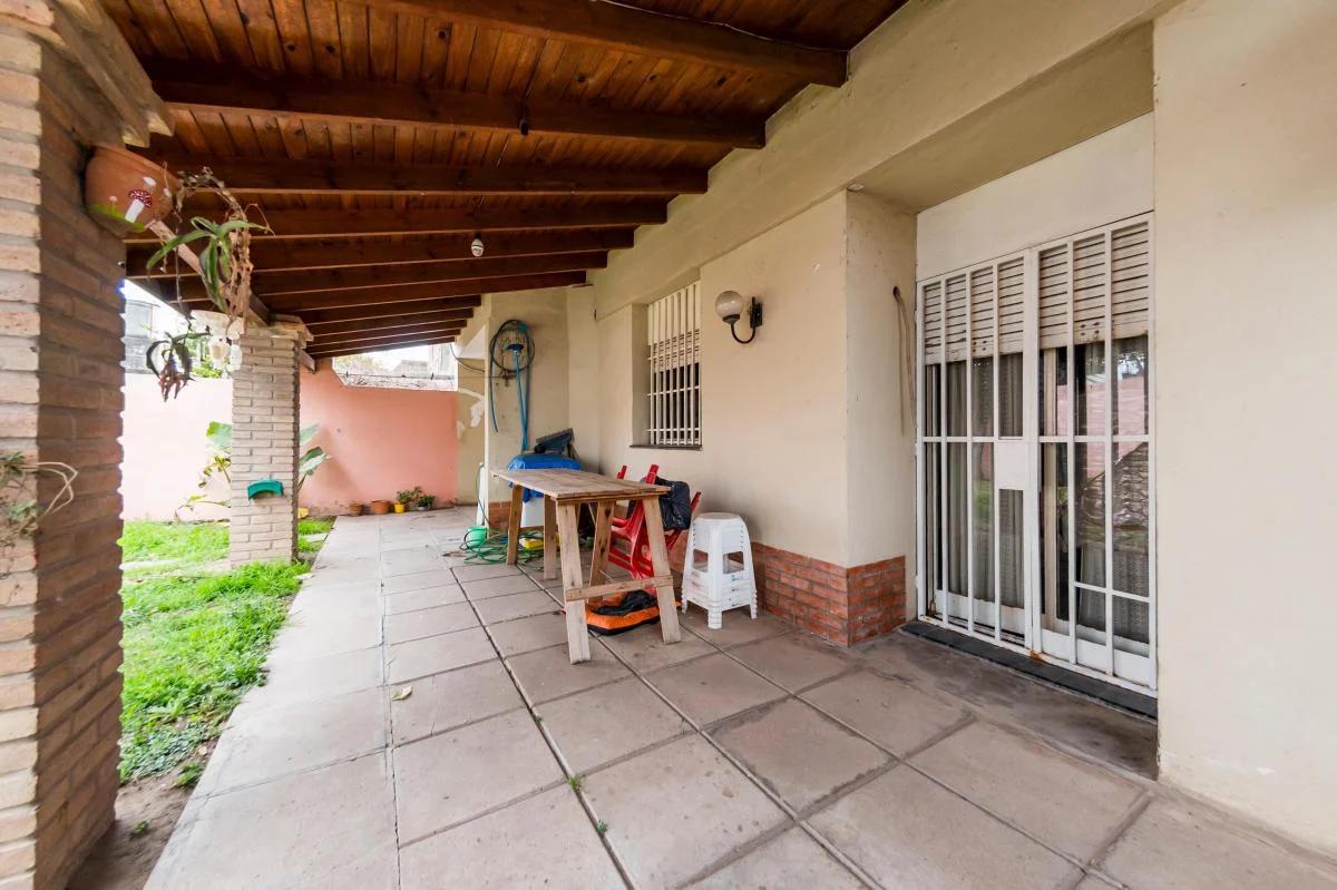 Se vende propiedad en Barrio las Palmas apta credito