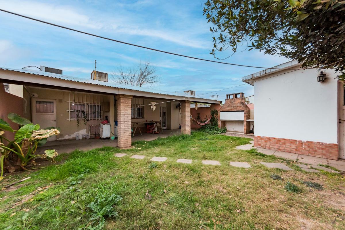 Se vende propiedad en Barrio las Palmas apta credito