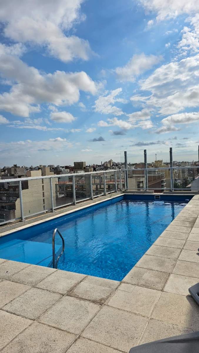 ALQUILER DPTO. UN DORM, AMOBLADO, CON COCHERA Y PILETA EN GENERAL PAZ