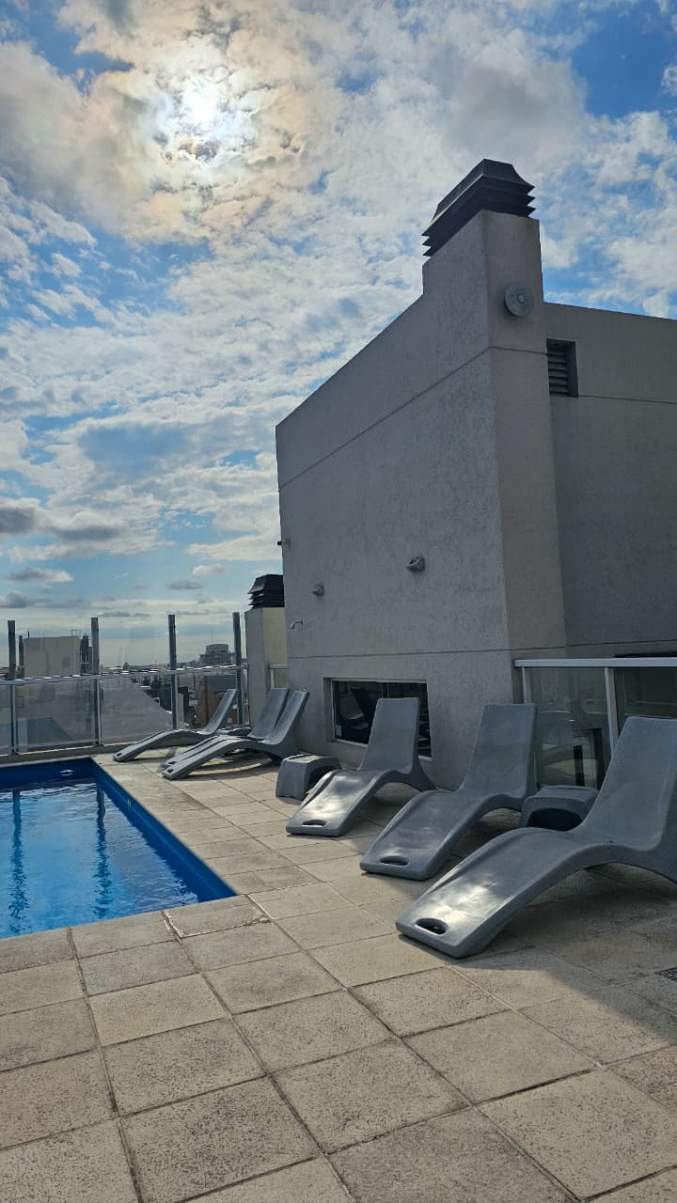 ALQUILER DPTO. UN DORM, AMOBLADO, CON COCHERA Y PILETA EN GENERAL PAZ