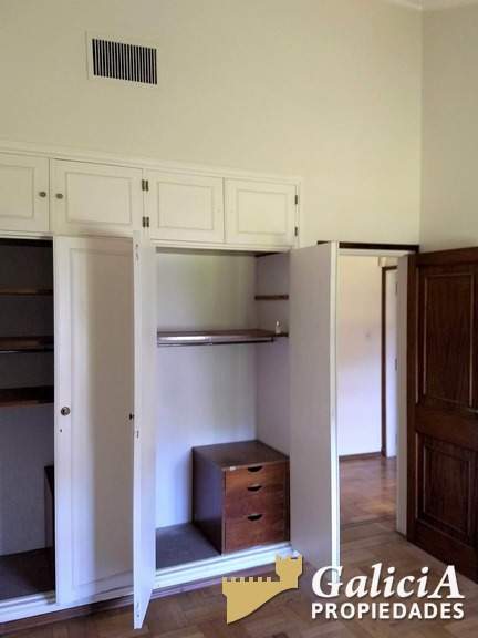 Alquiler Casona - Arguello  (entre Av R Nuñez y Av R. Martinoli)