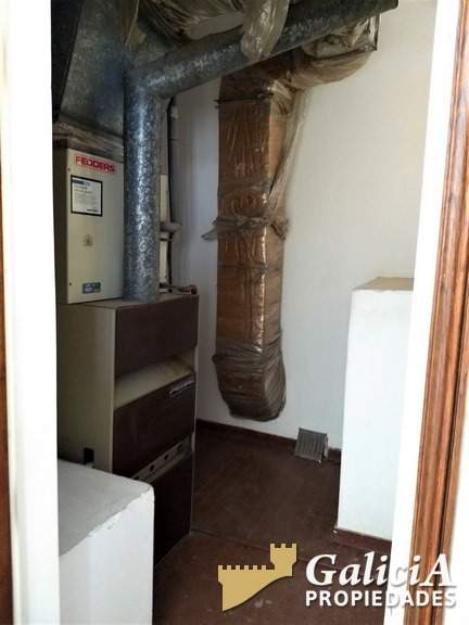 Alquiler Casona - Arguello  (entre Av R Nuñez y Av R. Martinoli)