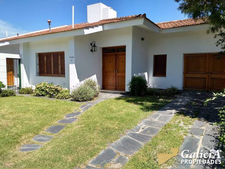 Alquiler Casona - Arguello  (entre Av R Nuñez y Av R. Martinoli)