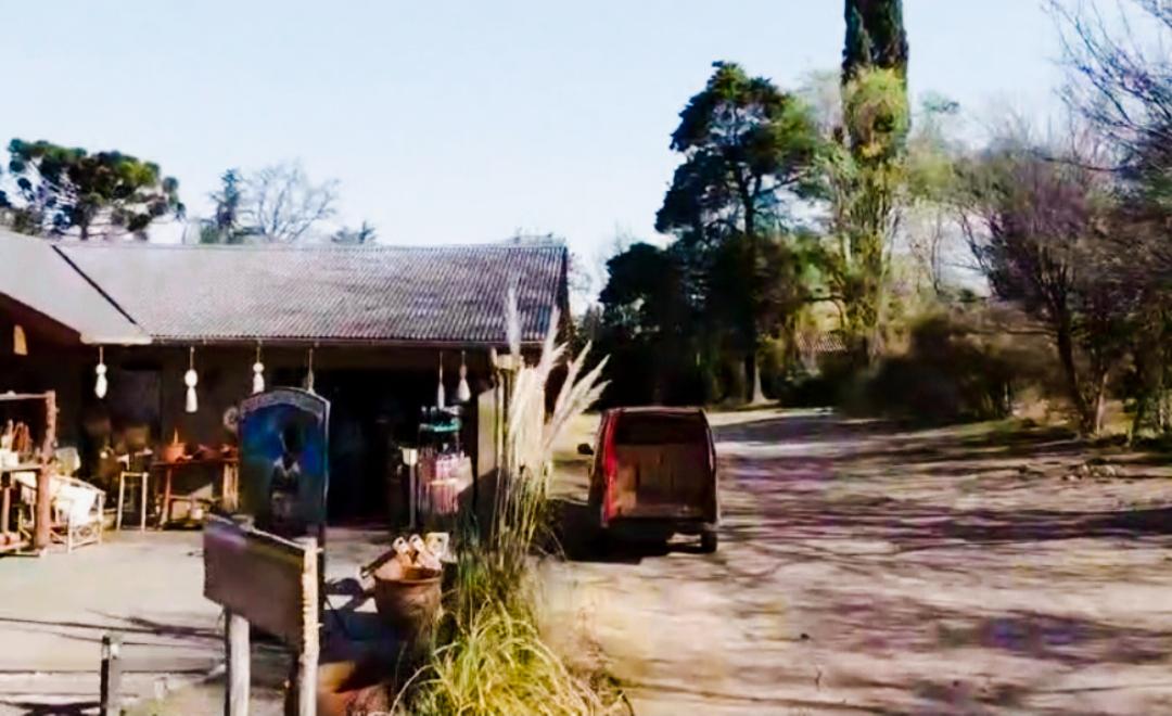 VENTA PROPIEDAD 2400M2 EN CORAZON DE VILLA GENERAL BELGRANO CORDOBA.