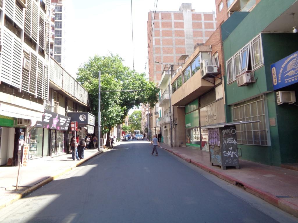 Centro - Excelente Oportunidad - Cochera Privada con Posesión y Escritura Inmediata