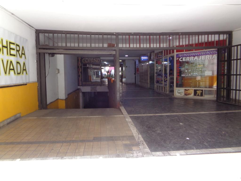 Centro - Excelente Oportunidad - Cochera Privada con Posesión y Escritura Inmediata