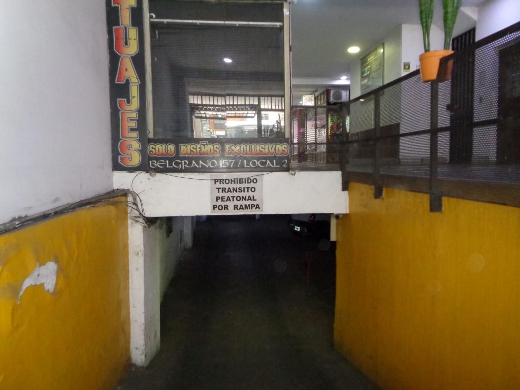 Centro - Excelente Oportunidad - Cochera Privada con Posesión y Escritura Inmediata