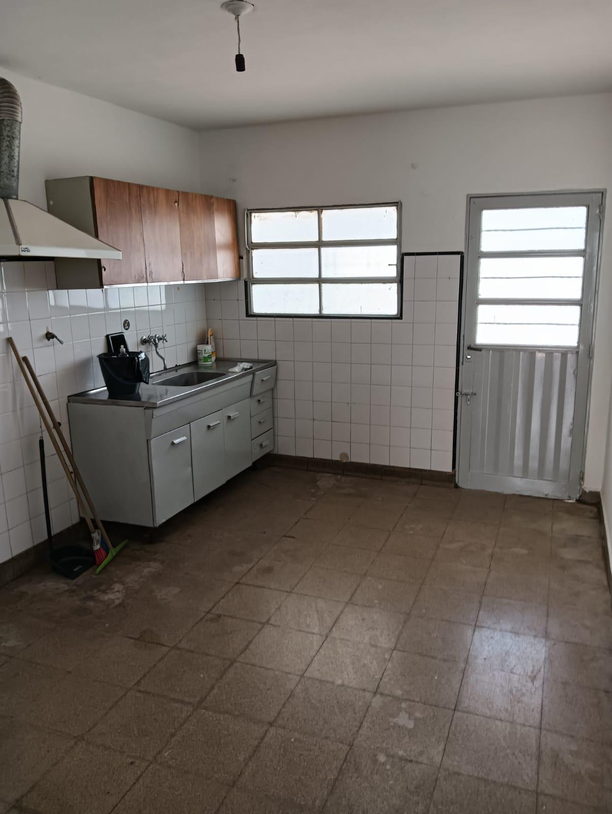 B Gral. bustos  casa 2 dormitorios