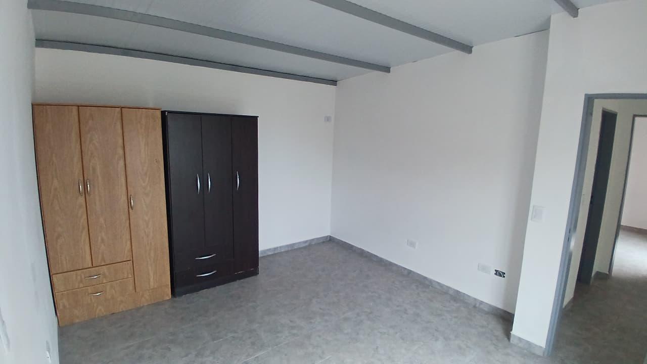 EXCELENTE DUPLEX 2 DORMITORIOS CON 2 BAÑOS A ESTRENAR!!! COCHERA $820.000.-