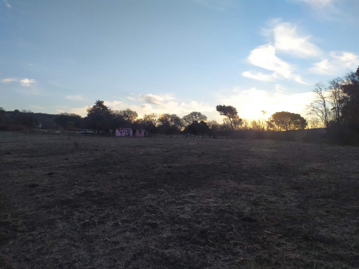 CAMPO CON ARROYO IDEAL PARA EXPLOTACION TURISTICA A 1KM DE VILLA TULUMBA !!!! RECIBO MENOR