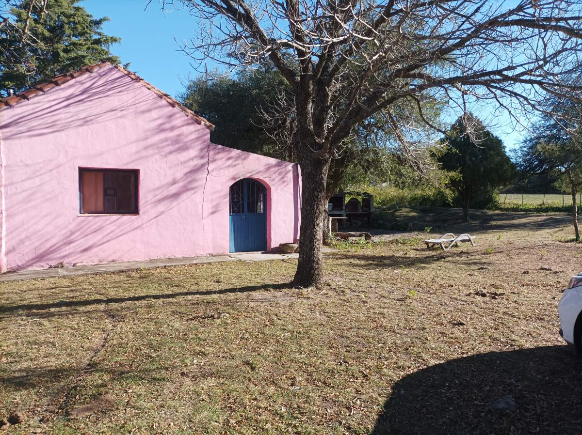 CAMPO CON ARROYO IDEAL PARA EXPLOTACION TURISTICA A 1KM DE VILLA TULUMBA !!!! RECIBO MENOR