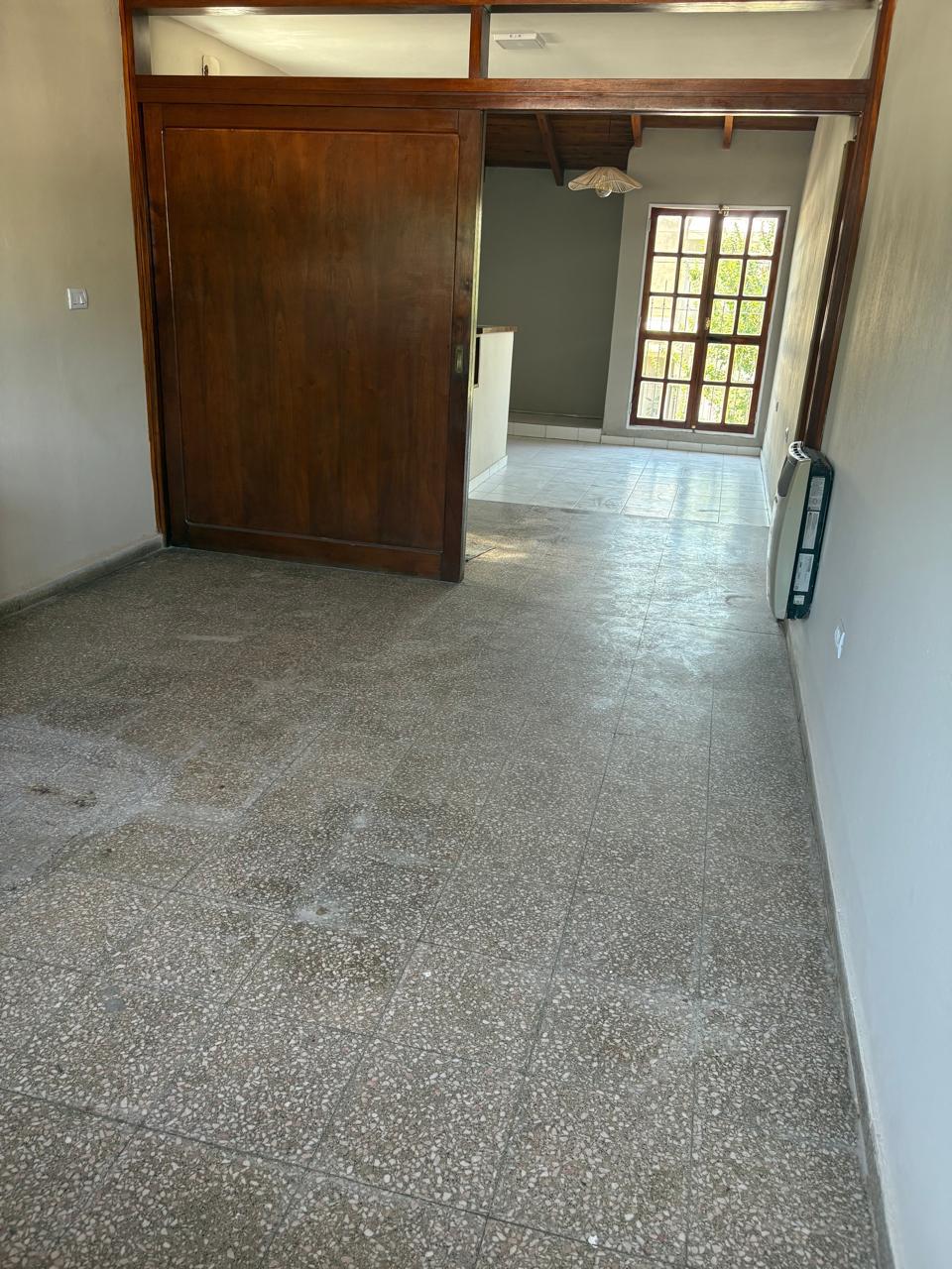 IMPECABLE 2 DORM CTERRAZA Y ASADOR  RECICLADO A NUEVO  A MTS DINO MALL