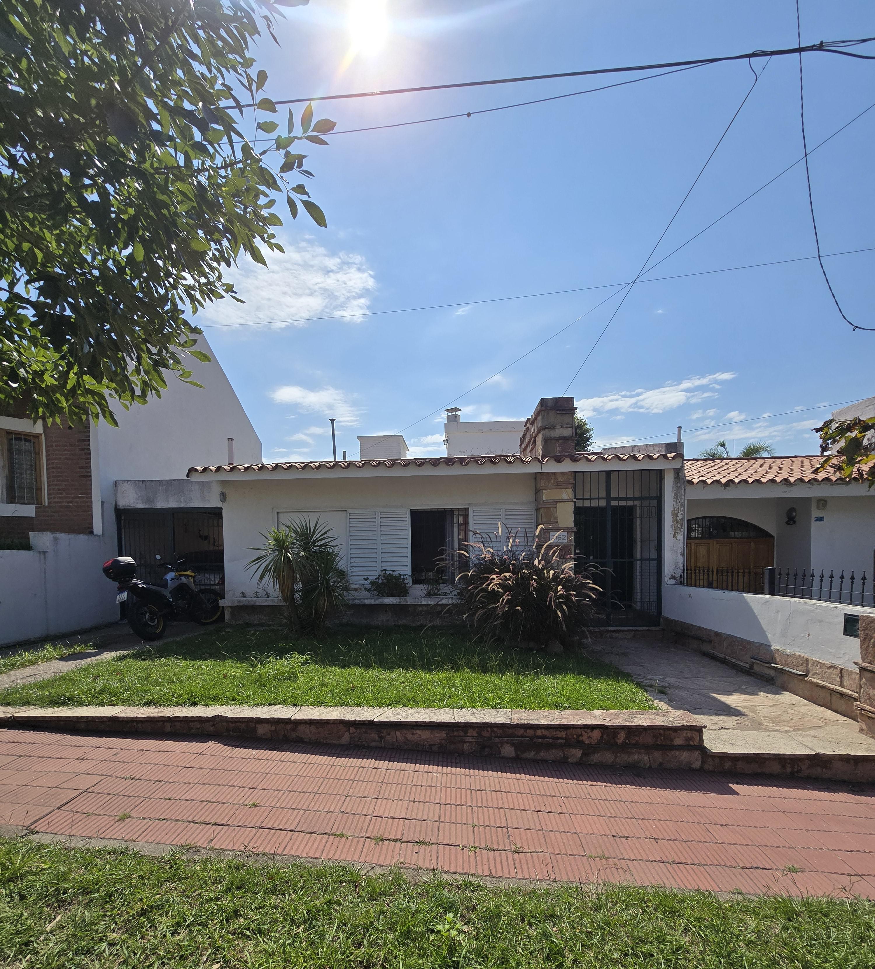 Venta Casa 3 Dormitorios Barrio Altos Villa Cabrera Cordoba Argentina