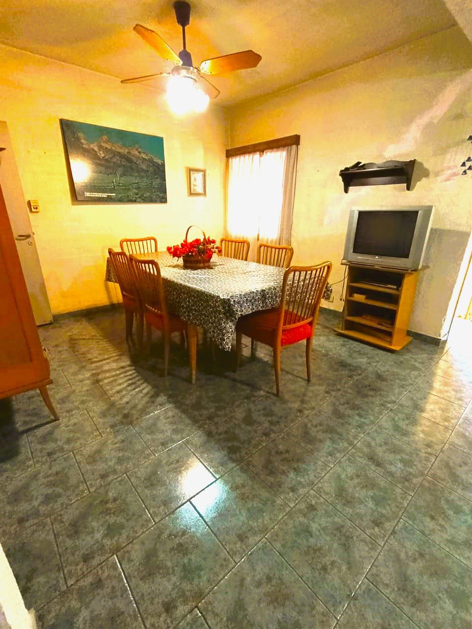 Amplia casa en venta B Los Gigantes