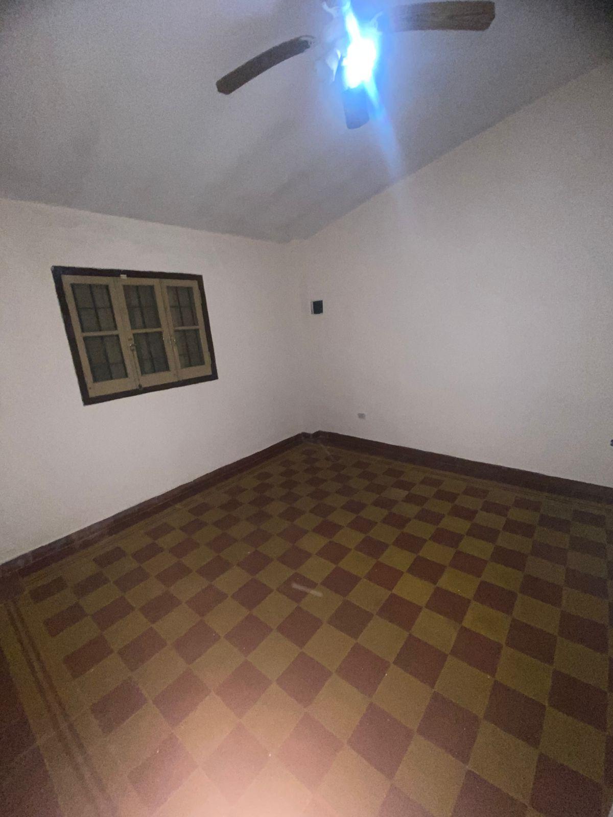 GMLPROPIEDADES VENDE AMPLIA PROPIEDAD EN BARRIO AVELLANEDA