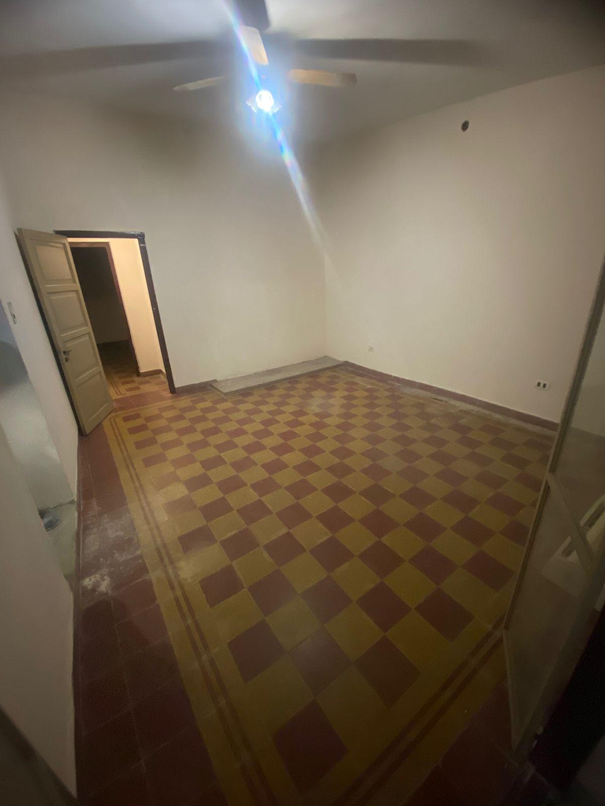 GMLPROPIEDADES VENDE AMPLIA PROPIEDAD EN BARRIO AVELLANEDA