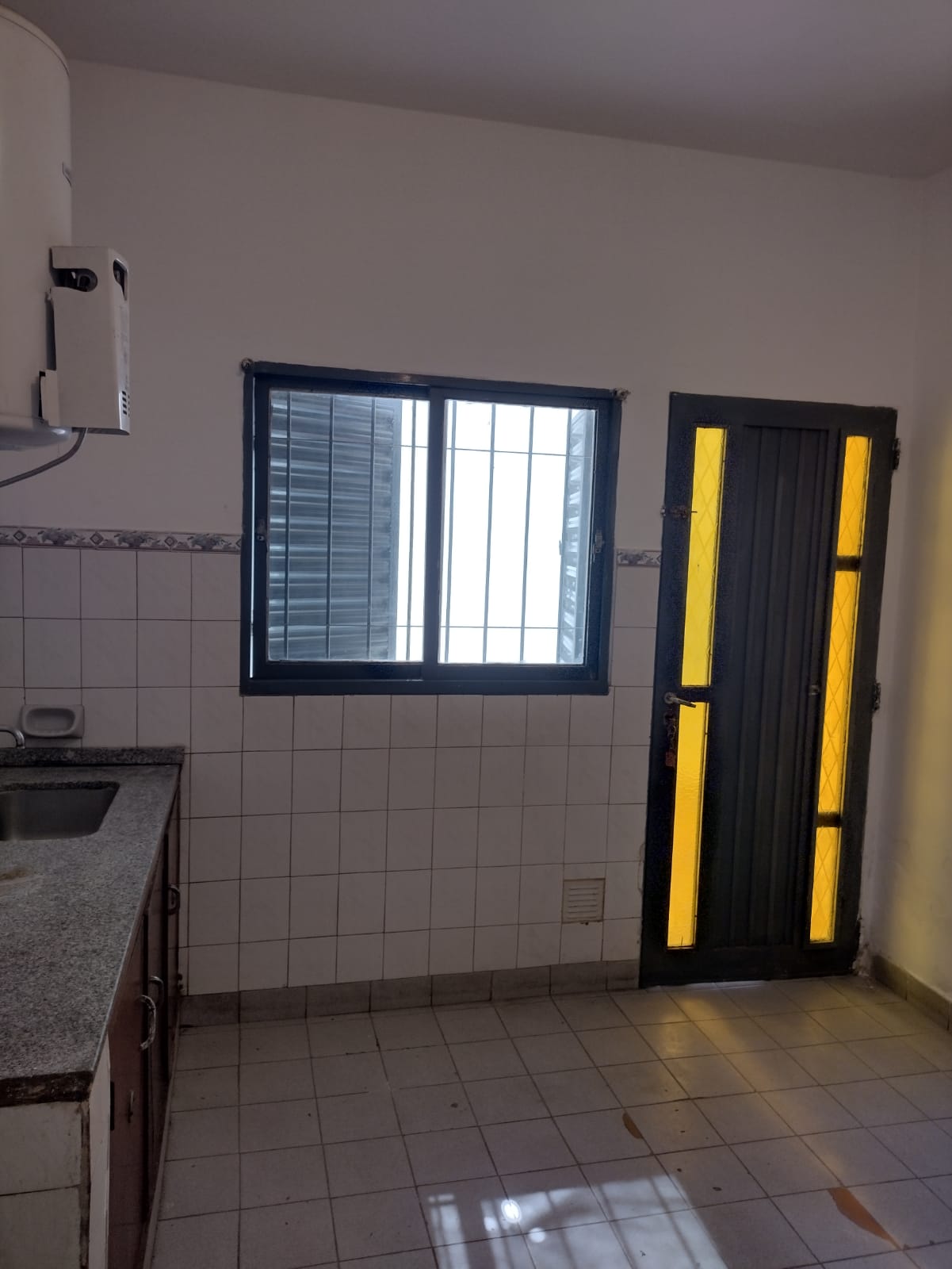 CASA EN ALQUILER DOS DORMITORIOS ALTO ALBERDI - LA RIOJA 2582